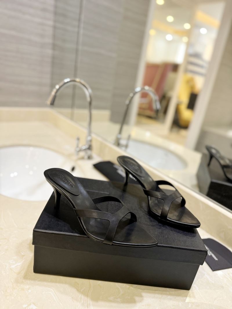 Y*L high heels